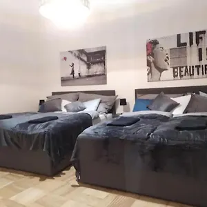  Apartamento Designer Apartment, 5 Min To Center